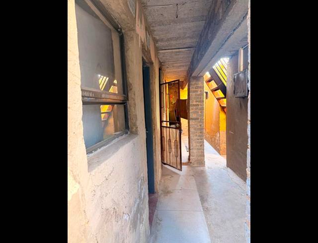 13 BEDROOM HOUSE FOR SALE IN PHOMOLONG